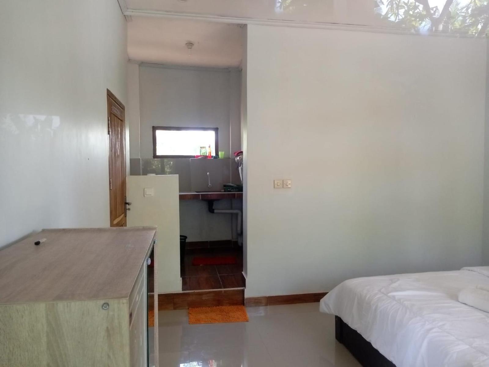 Kri Homestay Kuta  エクステリア 写真