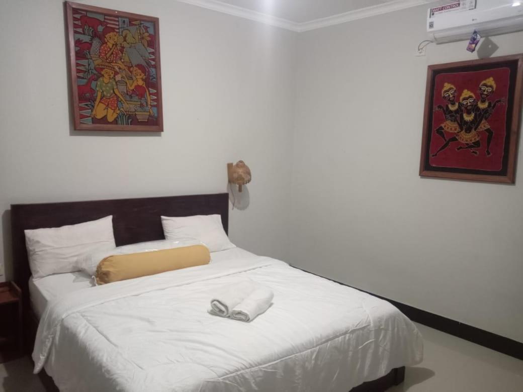Kri Homestay Kuta  エクステリア 写真