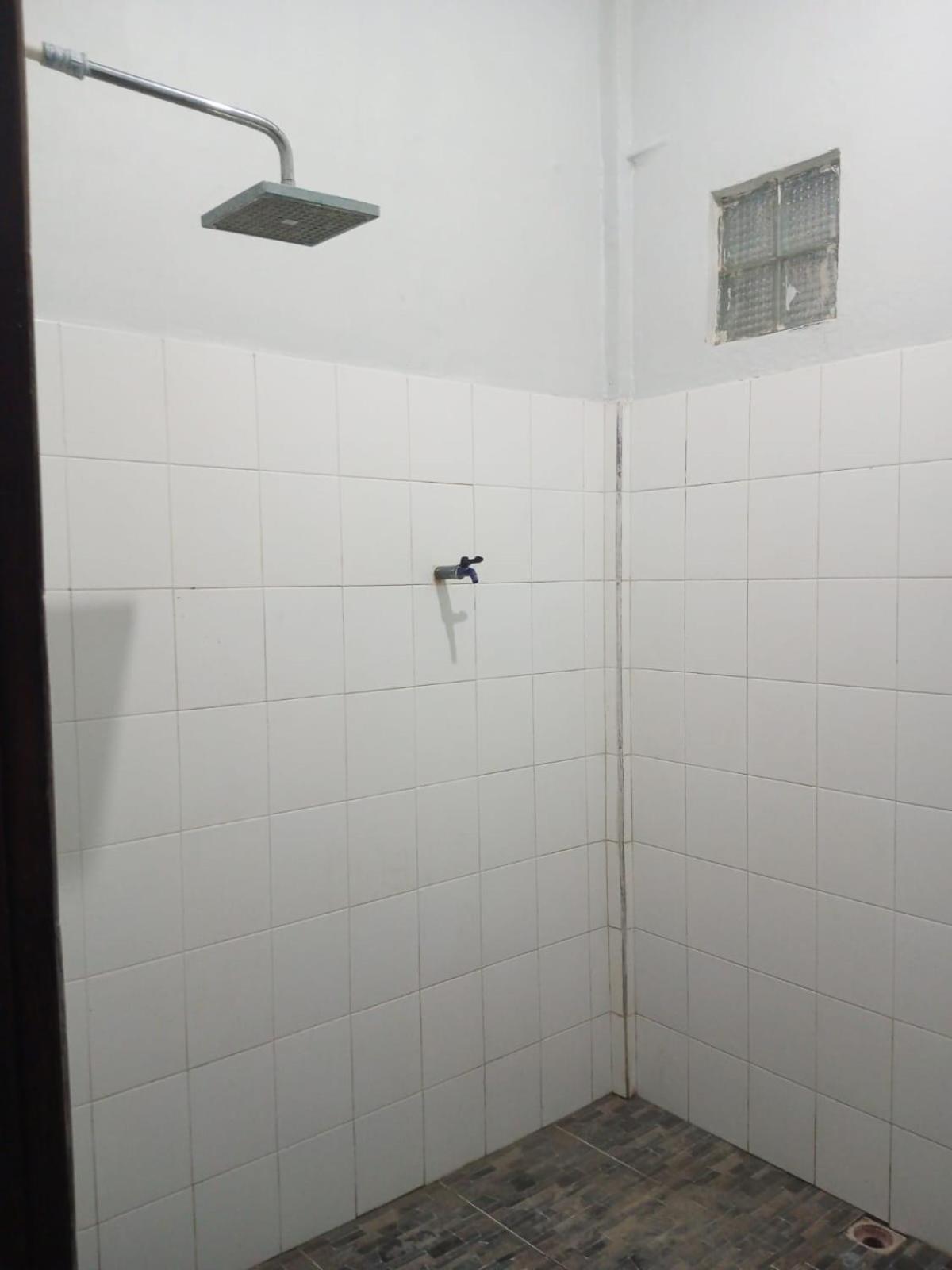 Kri Homestay Kuta  エクステリア 写真